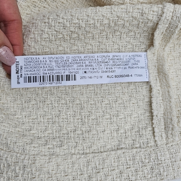 ZARA TEXTURED CROPPED JACKET WITH GOLDEN BUTTONS LAPEL COLLAR - Picture 9 of 10